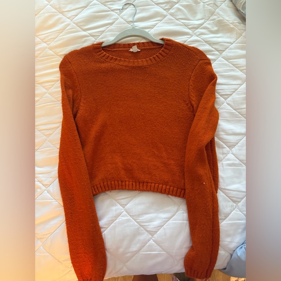 Tops - Orange soft sweater